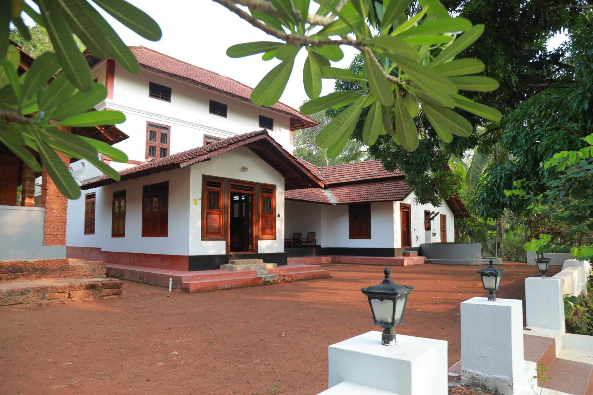 Vilayara Heritage Retreat Guest House Kunnamangalam Exterior photo